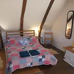 La Petite Maison Pont Blanchard, Pléaux
