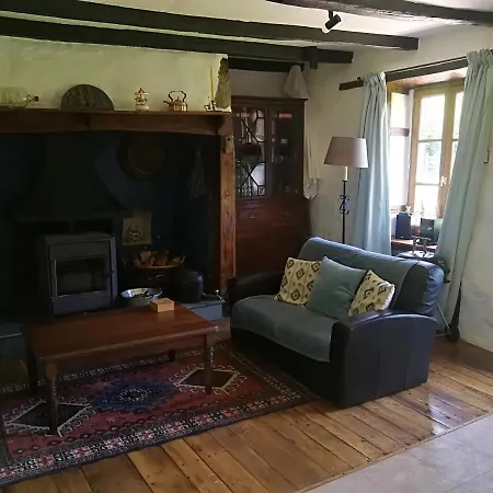 La Petite Maison Pont Blanchard, *